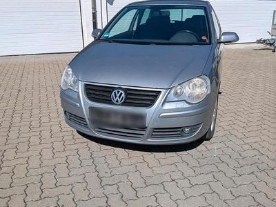 Gebraucht VW Polo 69 PS (50 kW) 2008 Silber Kleinwagen