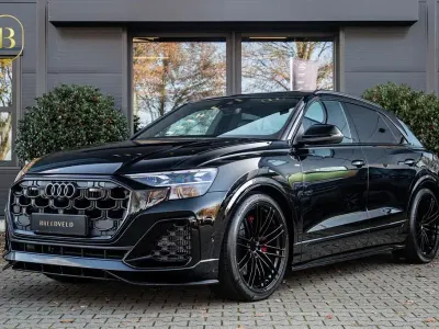 Gebraucht Audi Q8 Competition 489 PS (359 kW) 2026 Schwarz SUV