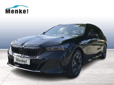 Gebraucht BMW 520 M Sport 197 PS (144 kW) 2025 Schwarz Kombi