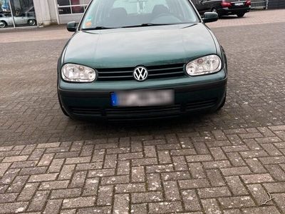 gebraucht VW Golf IV 1.6 Benzin 2000bj