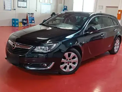 Gebraucht Opel Insignia Edition 170 PS (125 kW) 2015 Schwarz Kombi