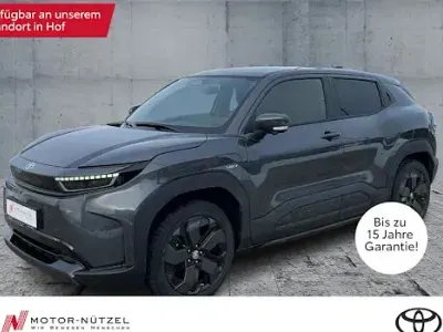 Gebraucht Toyota Urban Cruiser Lounge 127 kW (174 PS) 2026 Grau SUV