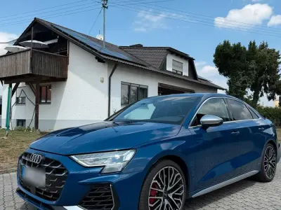 Gebraucht Audi S3 333 PS (244 kW) 2024 Blau Limousine