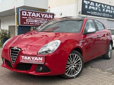 Gebraucht Alfa Romeo Giulietta Super 120 PS (88 kW) 2011 Rot Kleinwagen