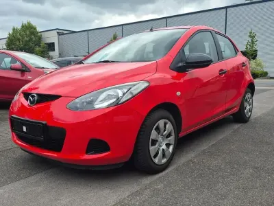 Gebraucht Mazda 2 Independence 75 PS (55 kW) 2009 Rot Kleinwagen