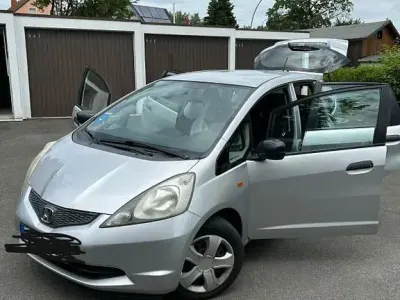 Gebraucht Honda Jazz 90 PS (66 kW) 2010 Silber Kleinwagen