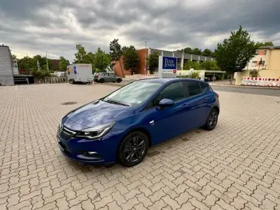 Gebraucht Opel Astra Edition 125 PS (91 kW) 2019 Blau Limousine
