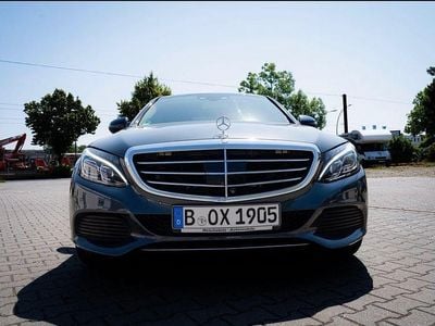 Grau Gebraucht 2015 Mercedes C250 Exclusive Limousine | 19.700 € (Guter Preis)