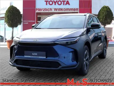 Gebraucht Toyota bZ4X Comfort 150 kW (204 PS) 2024 Dark blue mica SUV