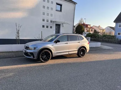 Gebraucht VW Tiguan Allspace R-line 239 PS (175 kW) 2020 Silber SUV
