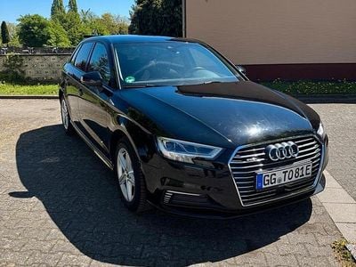 Second-hand Audi e-tron Comfort 204 CP (150 kW) 2020 Negru SUV