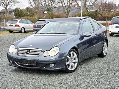 Gebraucht Mercedes C220 150 PS (110 kW) 2007 Grau Coupé