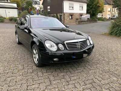 Mercedes E320