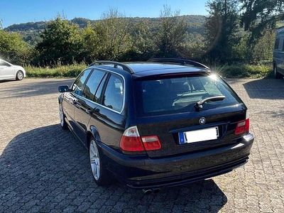 BMW 325