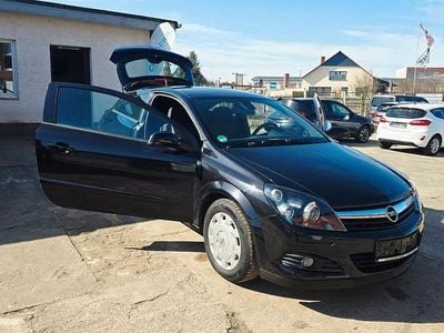 Gebraucht Opel Astra GTC Sport 125 PS (91 kW) 2005 Schwarz Coupé