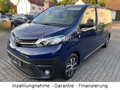 Gebraucht Toyota Proace Comfort 95 PS (69 kW) 2017 Blau Van / Kleinbus