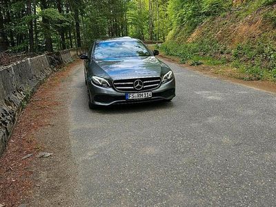 Gebraucht Mercedes E220 Avantgarde 194 PS (142 kW) 2016 Grau Limousine