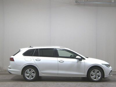 Usata VW Golf VIII Life 150 CV (110 kW) 2024 Bianco Station wagon