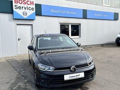 Gebraucht VW Polo Life 80 PS (58 kW) 2022 Deep black pearlescent Kleinwagen
