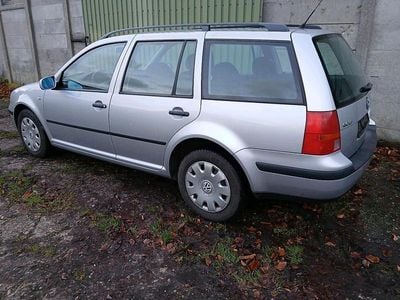 Silber Gebraucht 2001 VW Golf IV Kombi | 1.350 € (Fairer Preis)