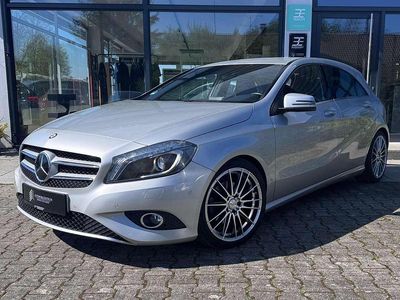 Usata Mercedes A180 Urban 122 CV (89 kW) 2013 Argento Utilitaria