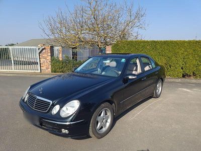 Gebraucht Mercedes E200 163 PS (119 kW) 2003 Grün Limousine