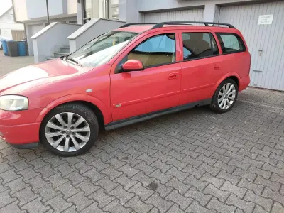 Gebraucht Opel Astra 75 PS (55 kW) 2004 Rot Kombi