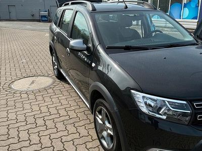Second-hand Dacia Logan MCV 90 CP (66 kW) 2018 Negru Break