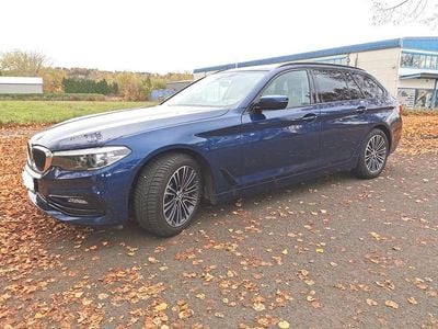 Gebraucht BMW 530 Sport Line 265 PS (194 kW) 2017 Blau Kombi
