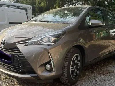 Brugt Toyota Yaris Comfort 111 HK (81 kW) 2017 Brun Hatchback