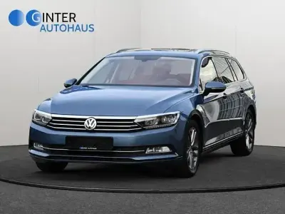Gebraucht VW Passat Comfortline 150 PS (110 kW) 2015 Blau Limousine