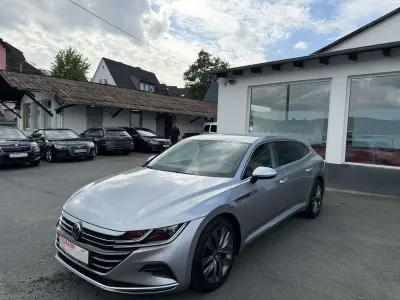 Gebraucht VW Arteon 150 PS (110 kW) 2022 Pyrit silber Kombi