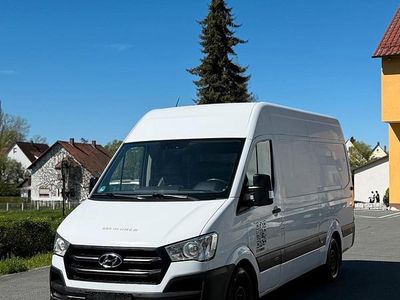 Second-hand Hyundai H 350 150 CP (110 kW) 2016 Alb Van