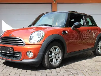 Käytetty Mini Cooper 122 HP (89 kW) 2012 Oranssi Viistoperä