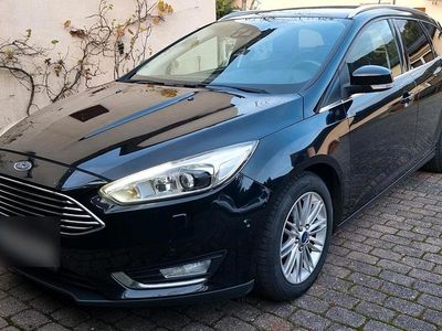 Usata Ford Focus Titanium 120 CV (88 kW) 2015 Nero Station wagon