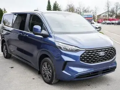 Neu Ford Tourneo 2026 Andere Van / Kleinbus
