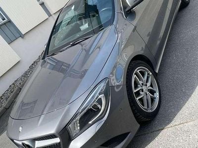 Mercedes CLA180