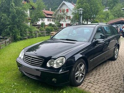 Mercedes C200
