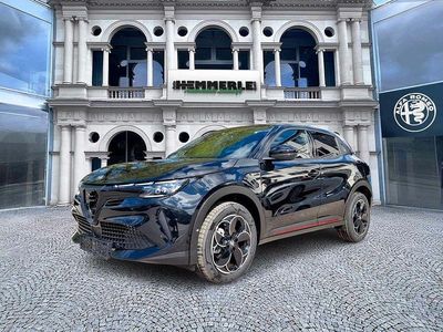 Nieuw Alfa Romeo Junior Edizione Speciale 136 PK (100 kW) 2025 Zwart SUV