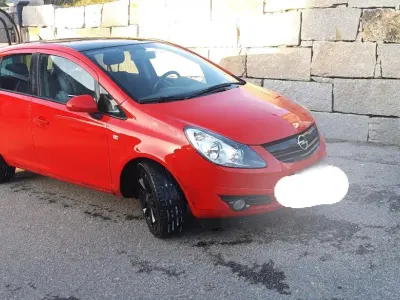 Gebraucht Opel Corsa Color Edition 87 PS (63 kW) 2010 Rot Kleinwagen