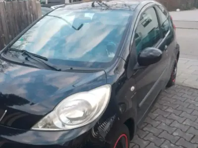 Occasion Peugeot 107 68 PK (50 kW) 2008 Zwart Hatchback
