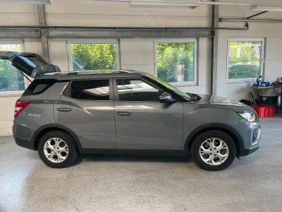 Gebraucht SsangYong Tivoli 163 PS (119 kW) 2022 Silber SUV