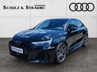 Gebraucht Audi RS3 Sportback Ambiente 400 PS (294 kW) 2025 Mythosschwarz metallic Kleinwagen