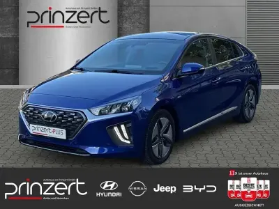 Gebraucht Hyundai Ioniq Premium 141 PS (103 kW) 2020 Intense blue / met Kleinwagen