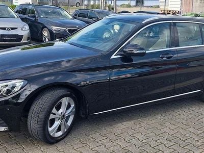 Gebraucht Mercedes C180 Edition 156 PS (114 kW) 2017 Schwarz Limousine