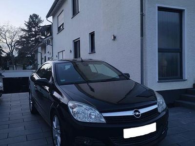 Gebraucht Opel Astra Cabriolet Edition 140 PS (102 kW) 2007 Schwarz Cabrio