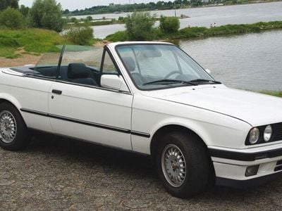 Gebraucht BMW 325 Cabriolet Sport Line 170 PS (125 kW) 1990 Weiß Cabrio