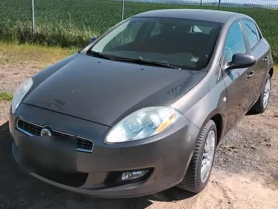 Usata Fiat Bravo 90 CV (66 kW) 2007 Grigio Utilitaria