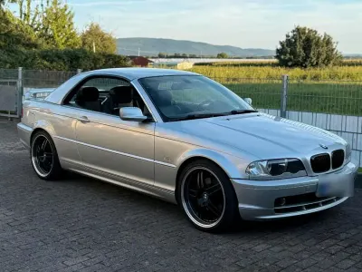 Gebraucht BMW 323 Cabriolet Sport Line 170 PS (125 kW) 2000 Silber Cabrio