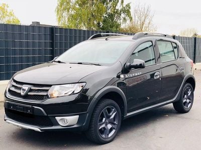 Second-hand Dacia Sandero Stepway Ambiance 90 CP (66 kW) 2013 Negru Berlinǎ